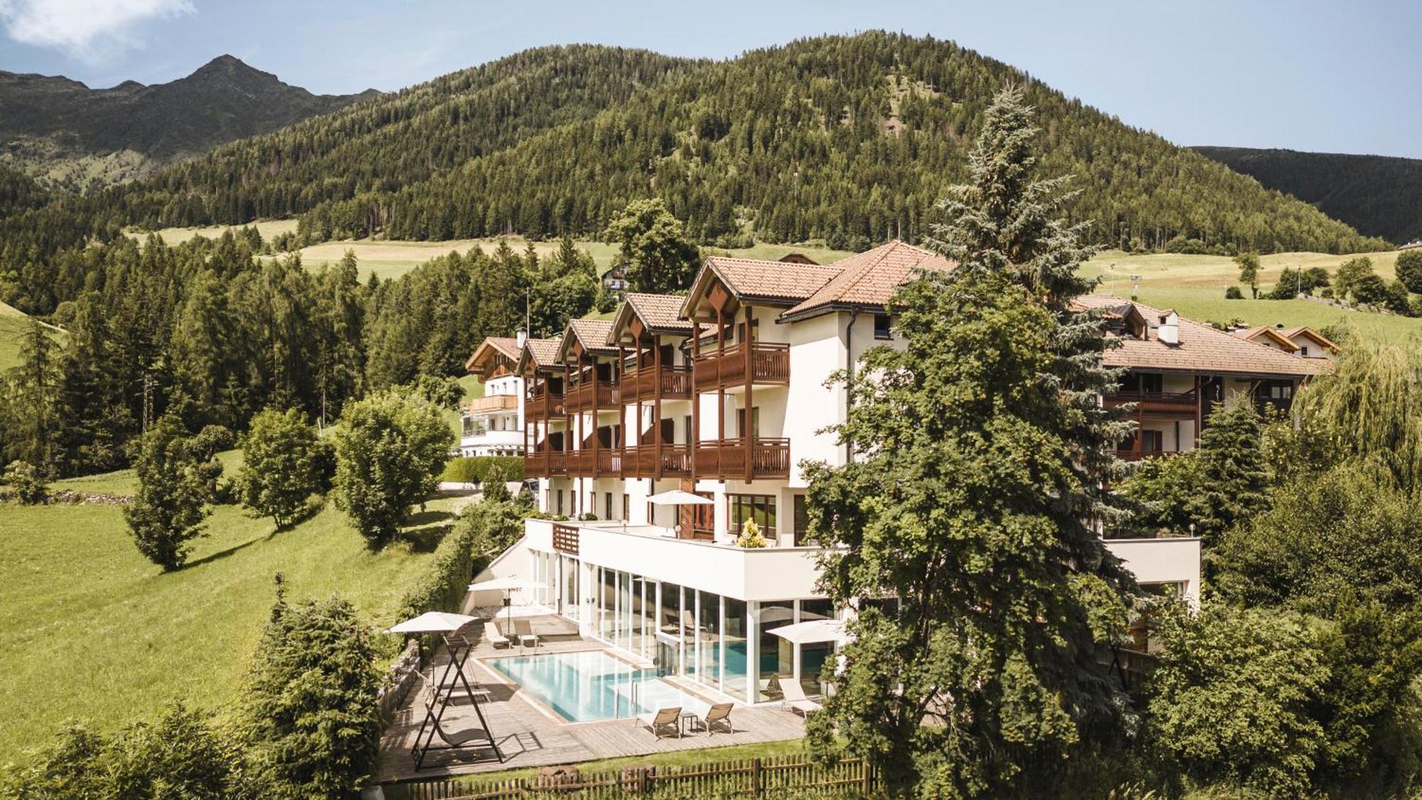 Falkensteiner Hotel & Spa Sonnenparadies Terento Esterno foto
